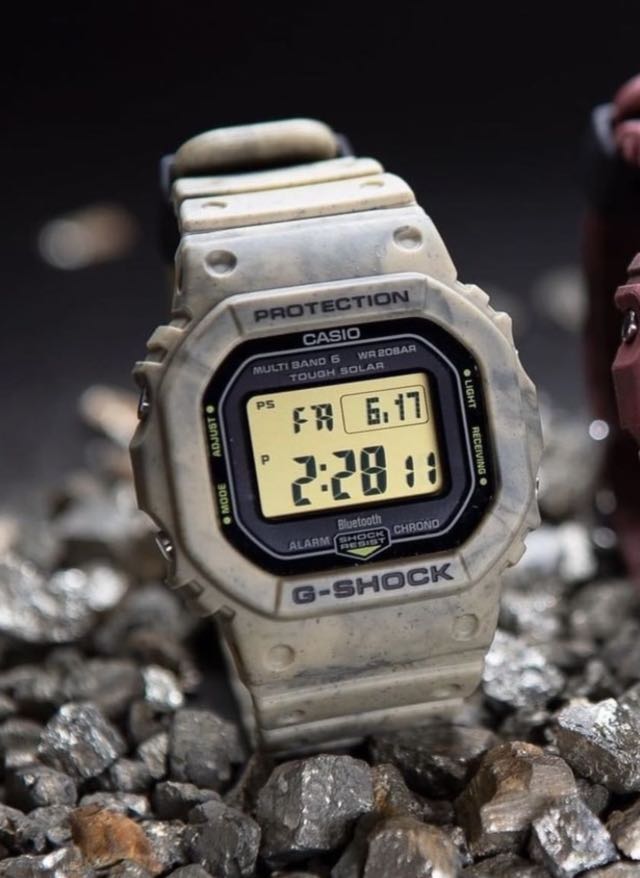 新款沙漠大地特別系列gw B5600sl 5 Gw B5600sl 沙漠混色太陽能藍芽正個跳字 Casio G Shock 正品正貨有保養 限時特價 Gwb5600sl 男裝 手錶及配件 手錶 Carousell