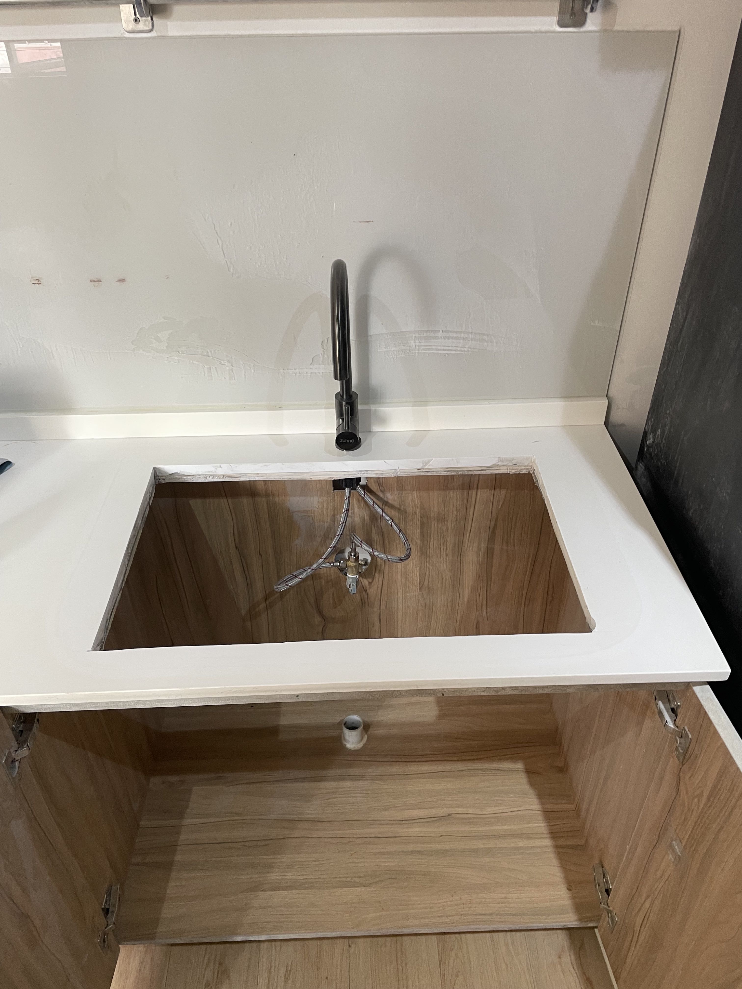 (Category: ) located in . Submitted by daddyfix.sg (Listing ID 1083057148, Image 1). Description: .