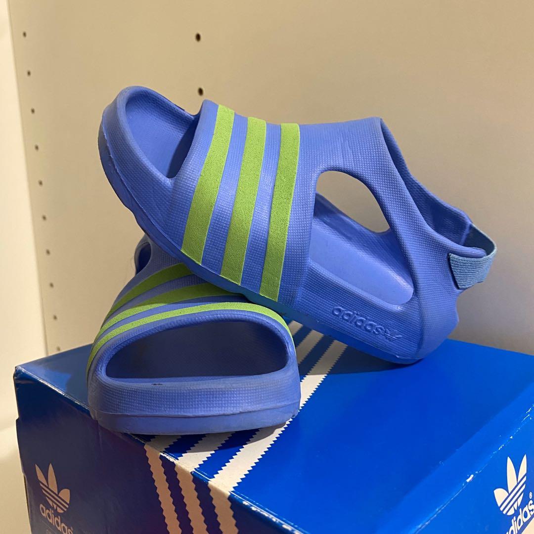 Infant adilette play hotsell