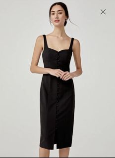 (Category: ) located in . Submitted by finless_closet (Listing ID 1169976825, Image 1). Description: .