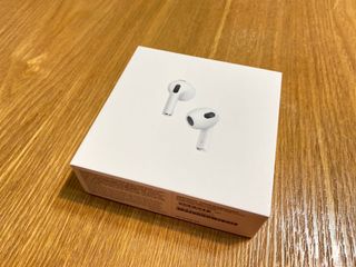 （分類：）位於 。 由 HeidiK 提交（商品編號 1169945892，圖片 1）。簡介： 。