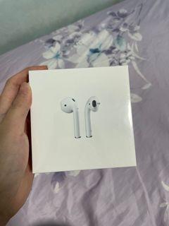 Apple Gen 2 Airpods (Sealed)