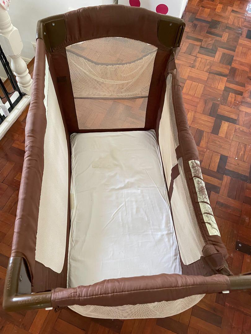 Arm's reach Co Sleeper, Babies & Kids, Baby Nursery & Kids Furniture