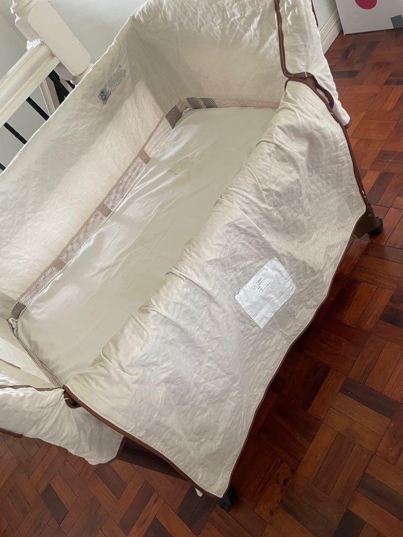 Arm's reach Co Sleeper, Babies & Kids, Baby Nursery & Kids Furniture