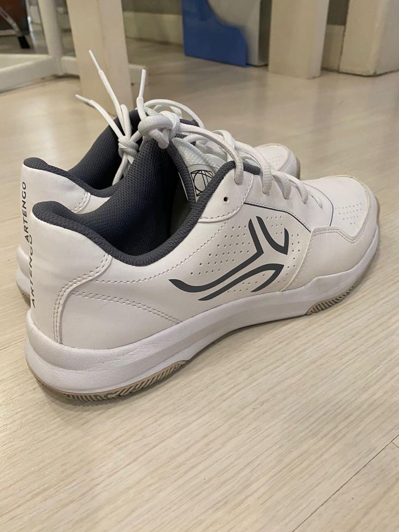 Artengo best sale white shoes