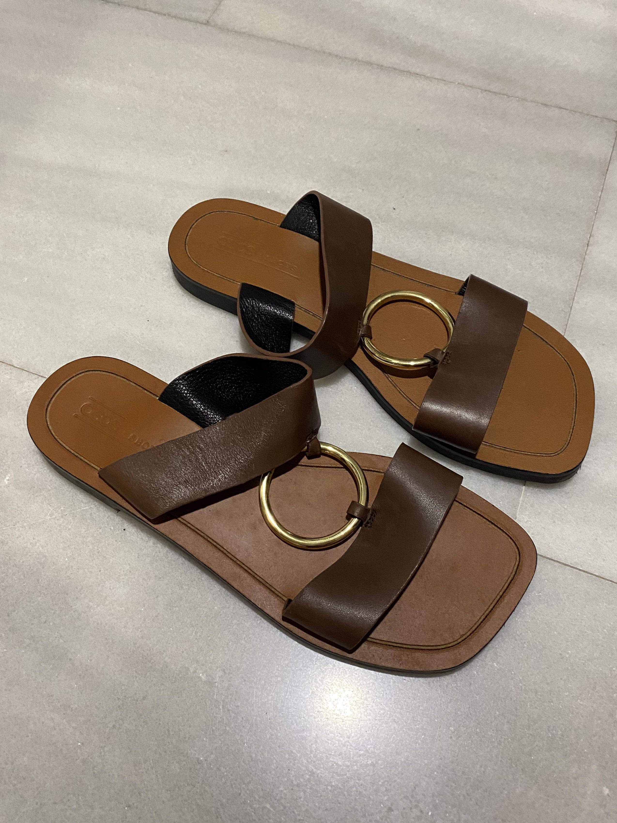 ASOS design sliders, Women's Fashion, Footwear, Flipflops and Slides on  Carousell