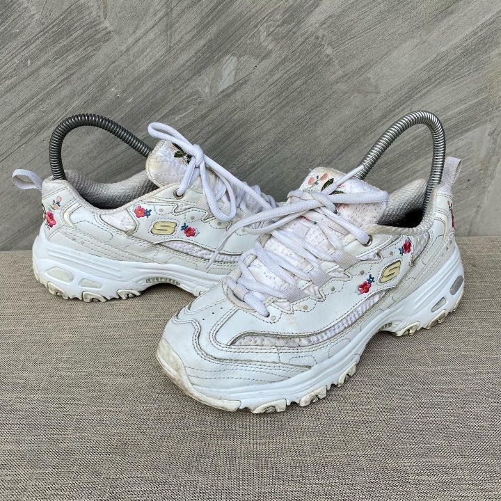 Skechers women s bright hot sale blossoms sneaker