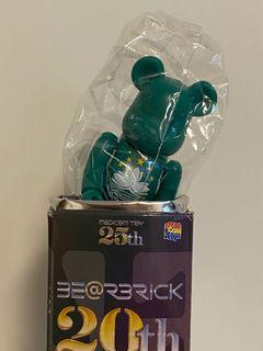 Bearbrick 43 macau 澳門 100%
