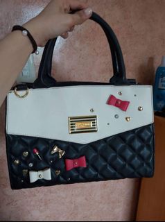 (Category: ) located in . Submitted by wise_shop (Listing ID 1169910100, Image 1). Description: .