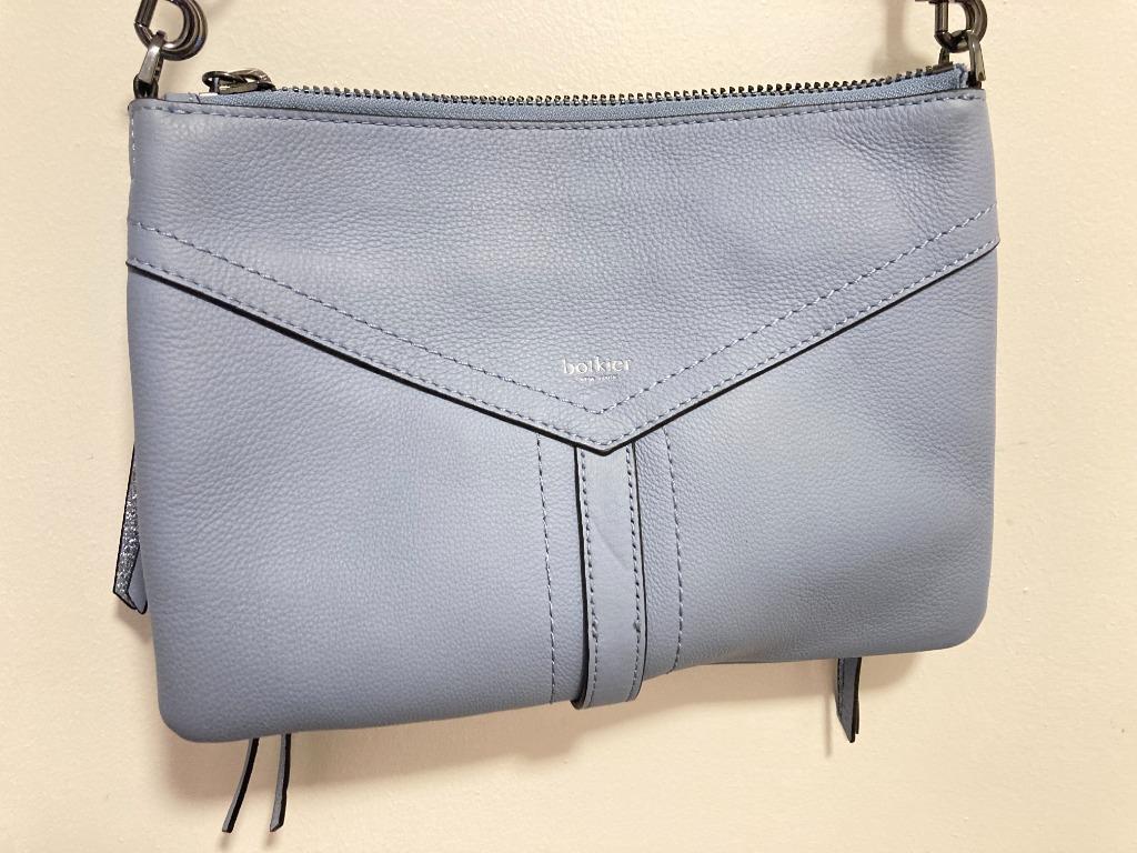 Botkier New York Leather Crossbody Bag (Category: Cross-body Bags) located in Quezon City. Submitted by luffy28 (Listing ID 1169982721, Image 1). Description: Botkier New York Leather Crossbody Bag ✔ Used only once in an event ✔ Very much like brand new ✔ No tag, no box ✔ Authentic and original ✔ Original Price: 69 USD or Php 3,802.56 (see link) ✔ Selling for Php 2,200 only .