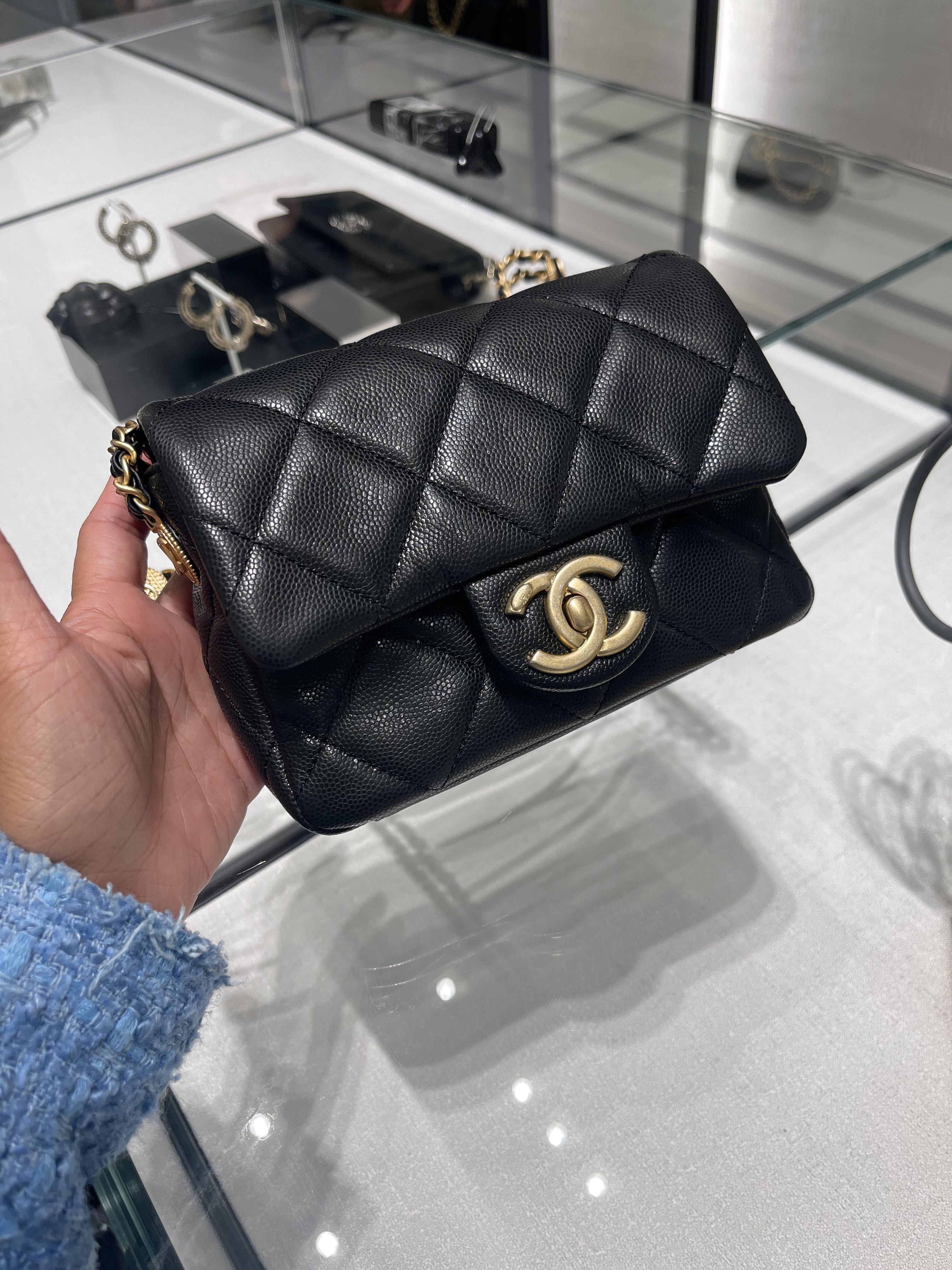 Chanel 22a Mini Rec Flap Gold Coin, Luxury, Bags & Wallets on Carousell