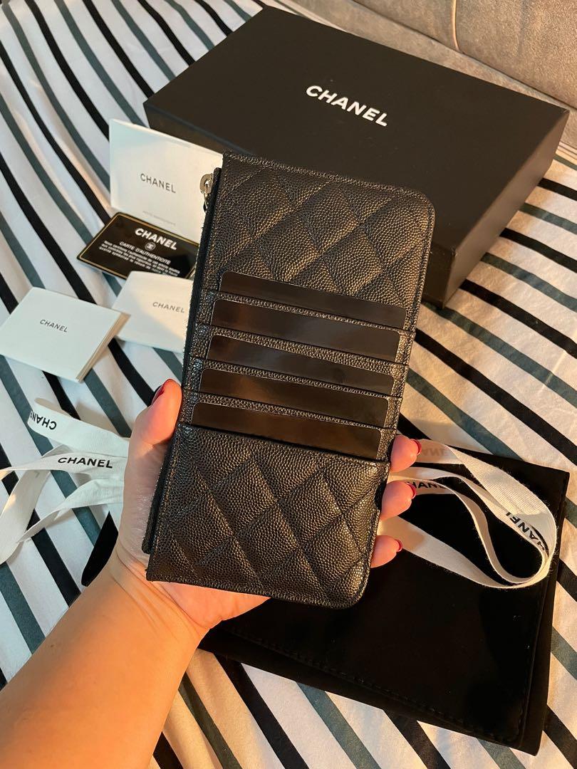 Chanel wallet / phone case gold hardware (Category: Luxury Bags & Wallets) located in Quezon City. Submitted by trishaleah (Listing ID 1169831464, Image 3). Description: For Sale good as new Chanel wallet in gold hardware With box & dust bag Location mandaluyong & quezon city.