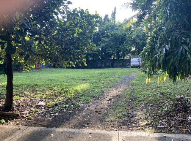 Corinthian Gardens (Category: Lot) located in Pasig City. Submitted by brokerhanstaneo_09178038728 (Listing ID 1169945136, Image 2). Description: Corinthian Gardens Lot area : 1,000 sqm P420k per sqm.