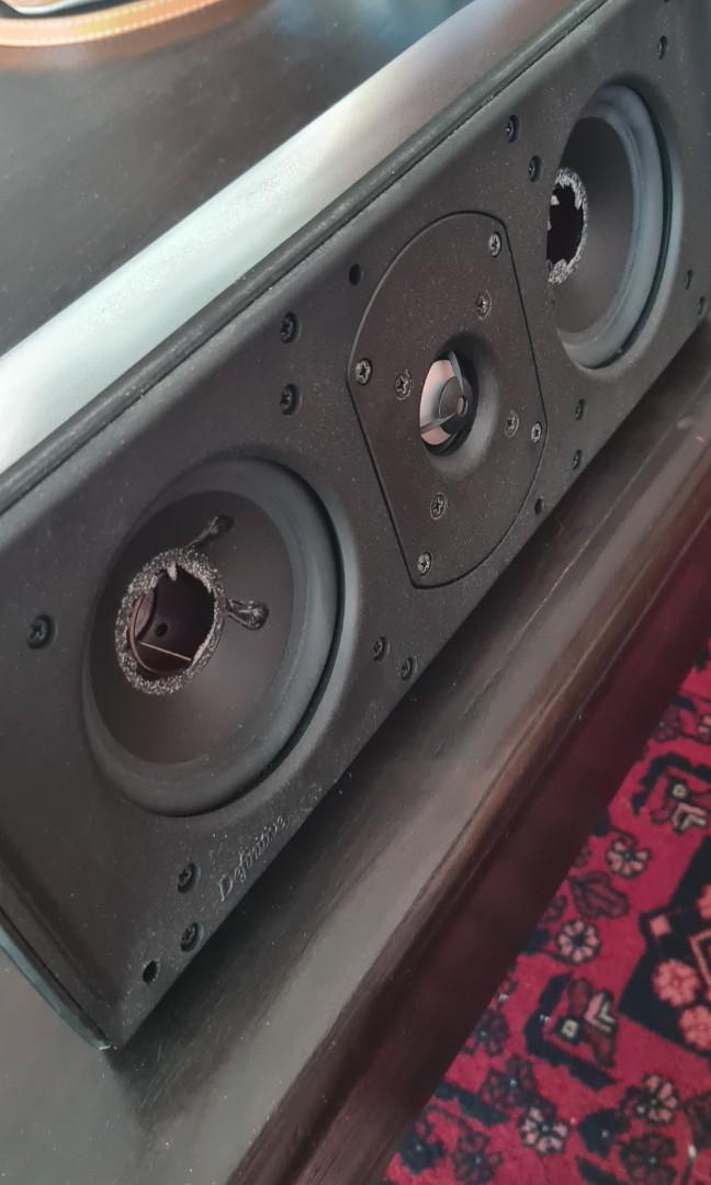 Definitive Technology center channel speaker, Audio, Soundbars