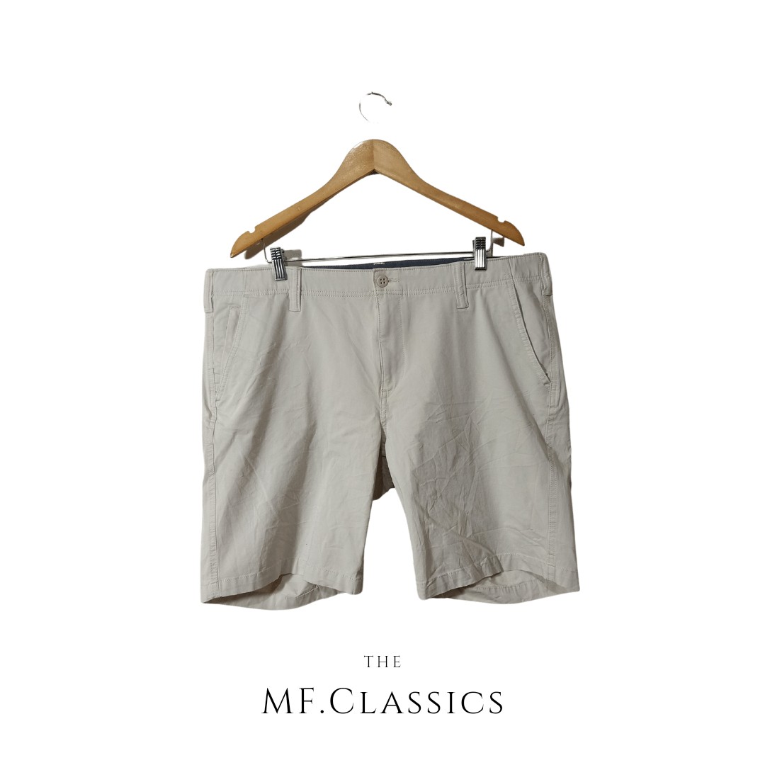 Dockers by Levi's Golf Shorts (Cream 