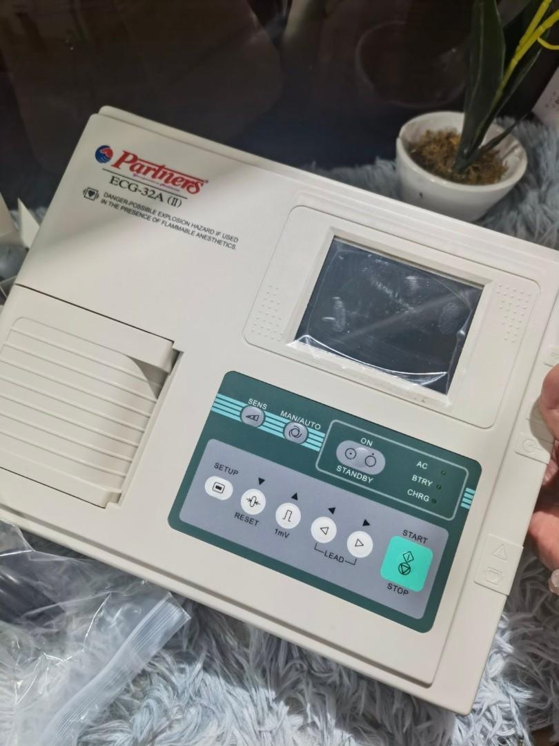 ECG Machine (Category: Medical Supplies & Tools) located in Manila. Submitted by medcamp (Listing ID 1169896642, Image 1). Description: ECG Machine 𝙄𝙣𝙦𝙪𝙞𝙧𝙞𝙚𝙨 : 𝘗𝘔 / 𝘍𝘉 𝘝𝘐𝘉𝘌𝘙 🔸09754111713🔸 09772317143🔸09991743093 medteam@live.com We are at: FB/INSTAGRAM/Tiktok.