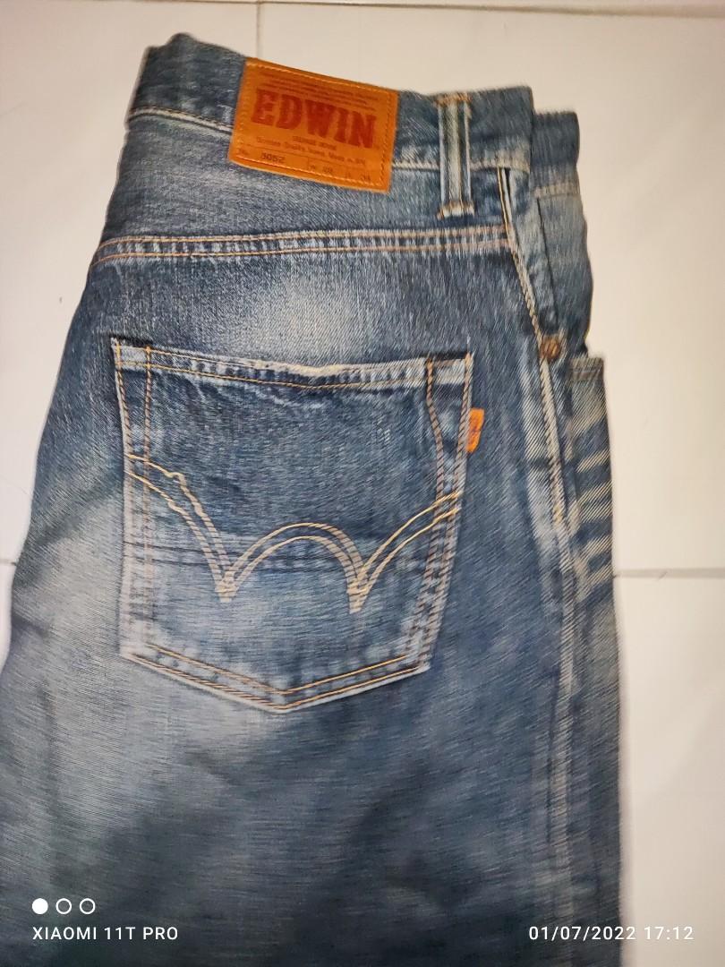 Edwin (Category: Jeans) located in Segamat. Submitted by curahrasa (Listing ID 1169919404, Image 3). Description: W32 manual L44.5 selvage zipper Kaki jahit rantai made in Japan price includes postage.