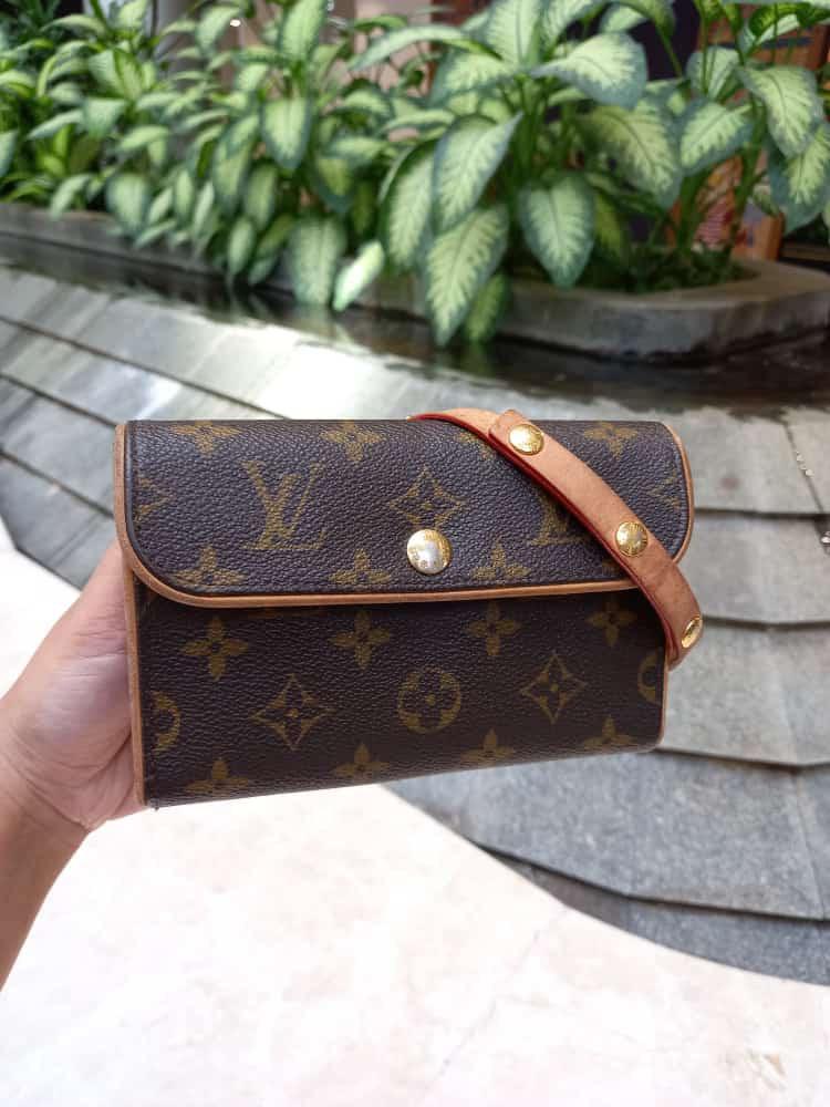 Exclusive LV Belt Bag Mono 2008 Size 16 