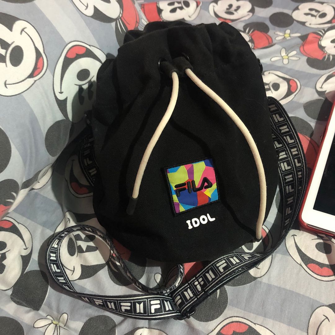 Fila idol bucket outlet bag