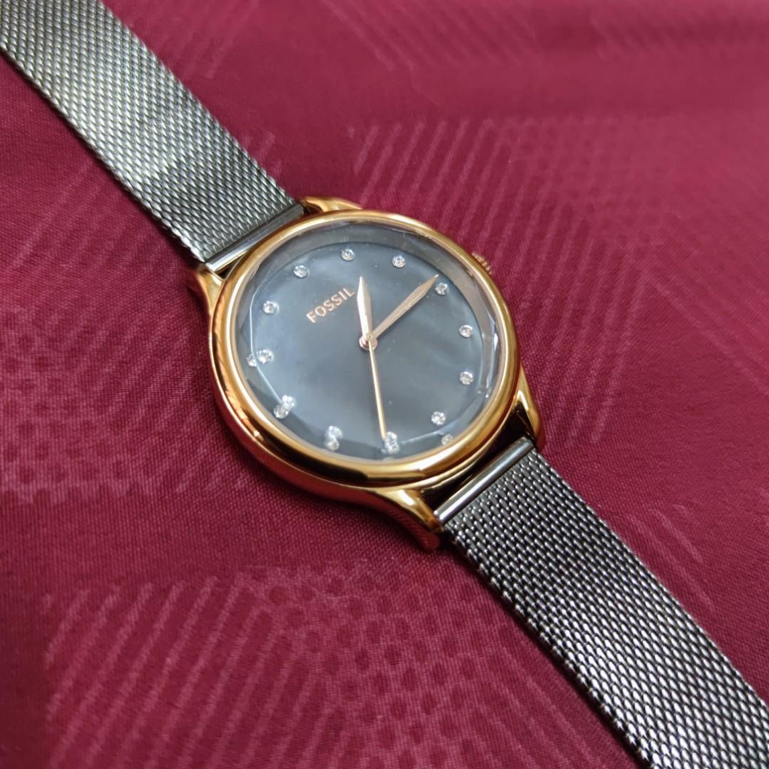 Laney fossil watch hotsell