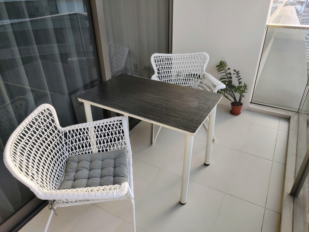 Högsten chair on sale