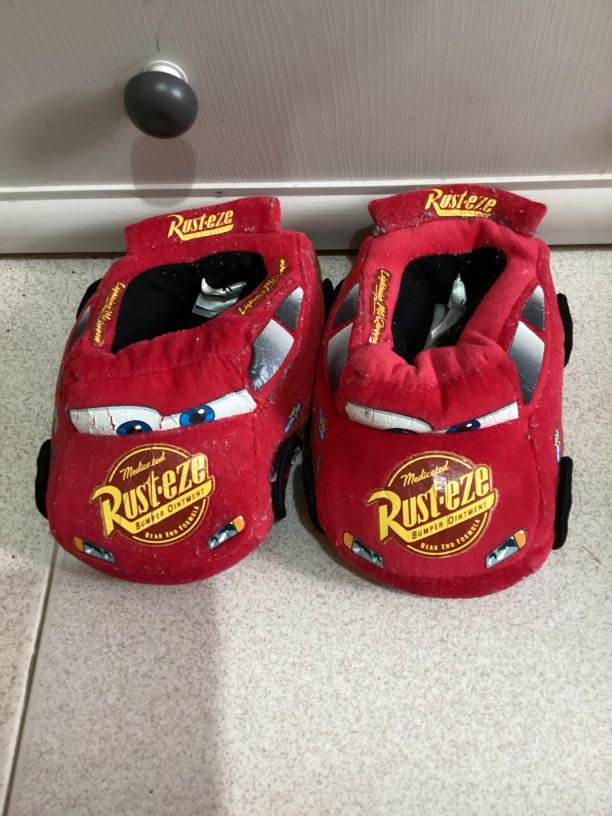 Lightning mcqueen clearance slippers h&m