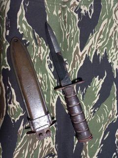 Knife and US M8 Scabbard