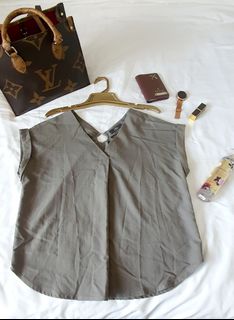 (Category: ) located in . Submitted by jha9Shop (Listing ID 1169997343, Image 1). Description: .