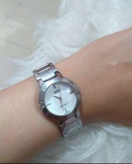 Jam casio
