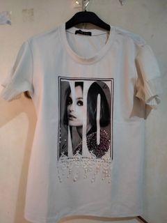 kaos putih