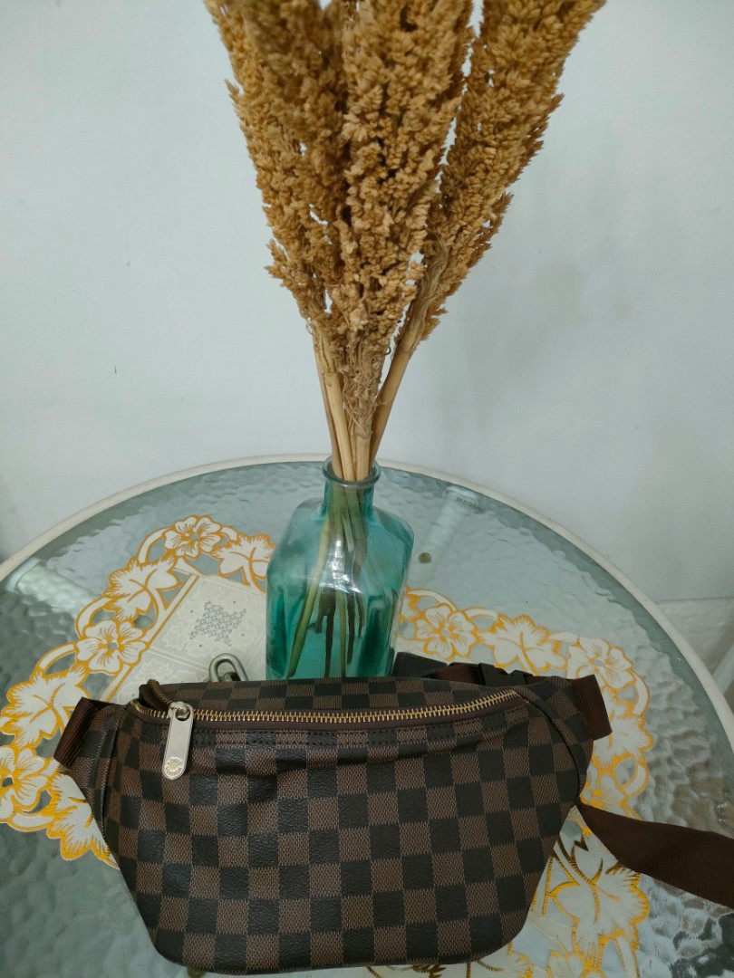 LV Louis Vuitton Waist Bag, Fesyen Pria 
