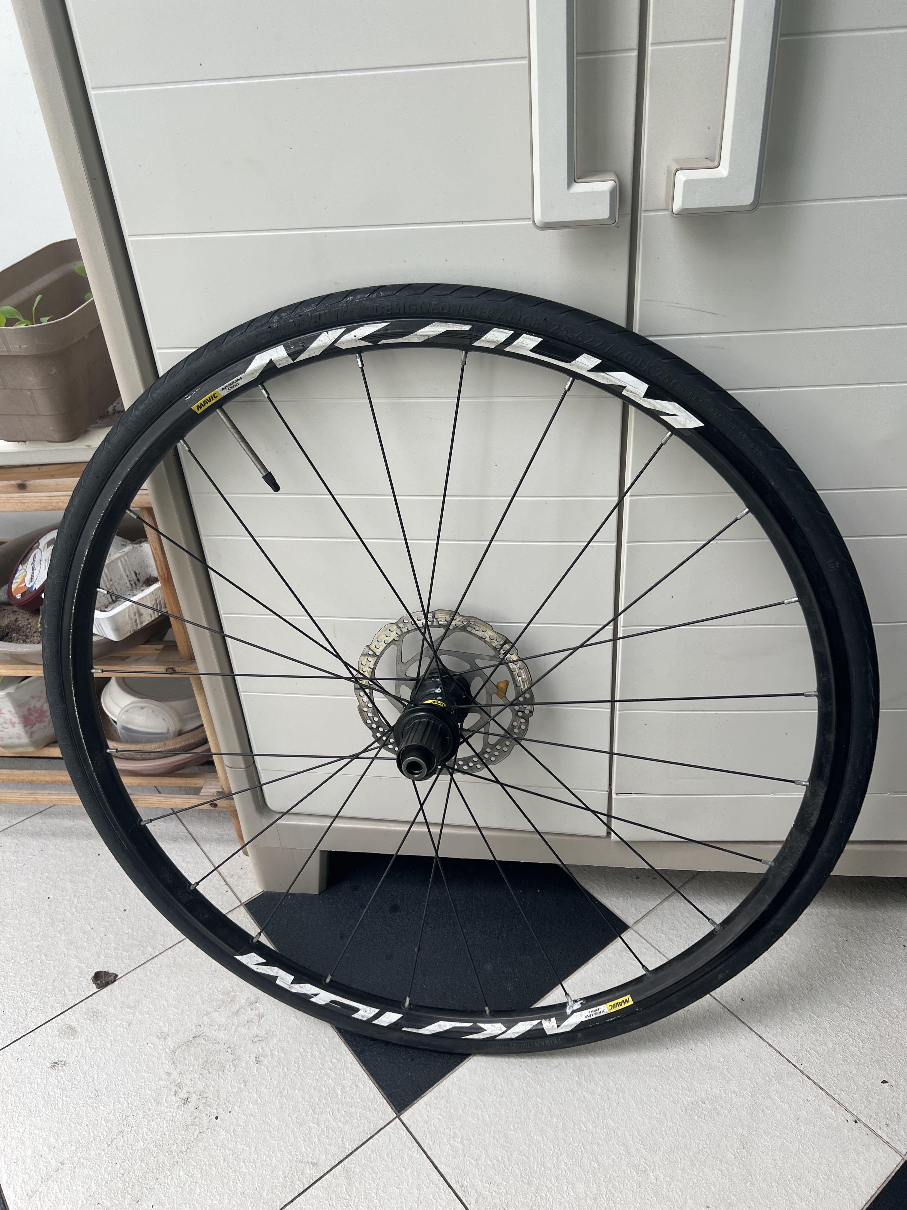 Mavic aksium disc 700c new arrivals