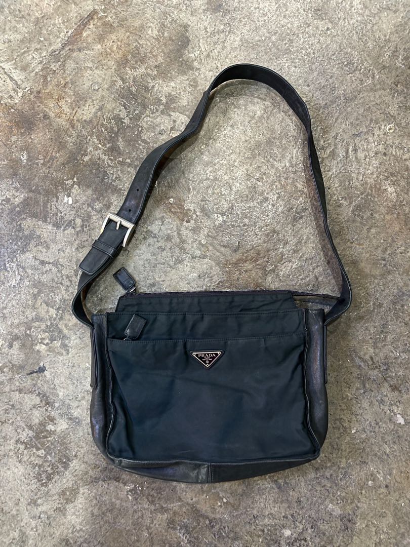 Vintage prada nylon messenger bag store