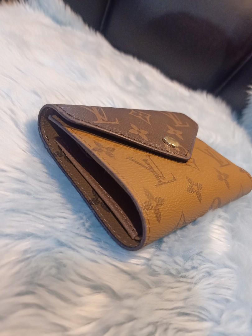 Preloved lv envelope reverse (Category: Luxury Bags & Wallets) located in Cebu City. Submitted by day.98 (Listing ID 1169950368, Image 3). Description: 🇯🇵from japan suplus 🇯🇵genuine leather 🇯🇵meduim size 🇯🇵no flaws 🇯🇵coded.
