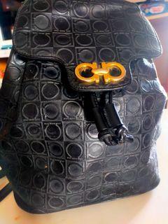 Preloved Ransel mini Salvatore Ferragamo