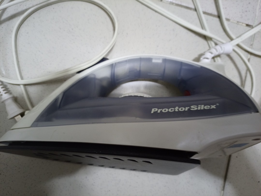 Proctor Silex Iron, TV & Home Appliances, Irons & Steamers on Carousell