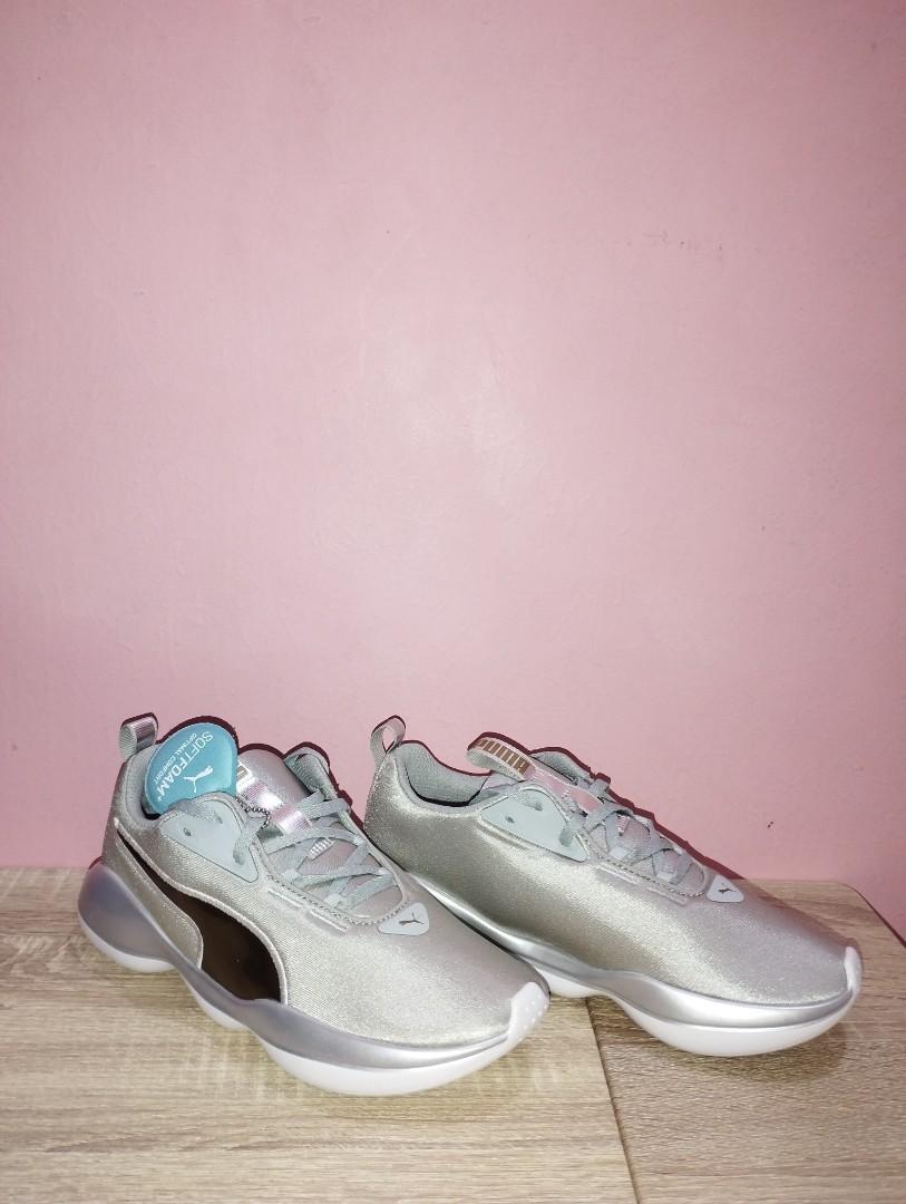 Sepatu Puma Flourish Wns Puma Flourish FS Metal Wn's Women' Training Shoes  Metalic Gold