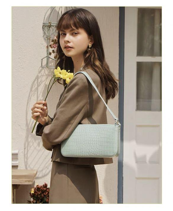 Underarm bag hotsell cotton on