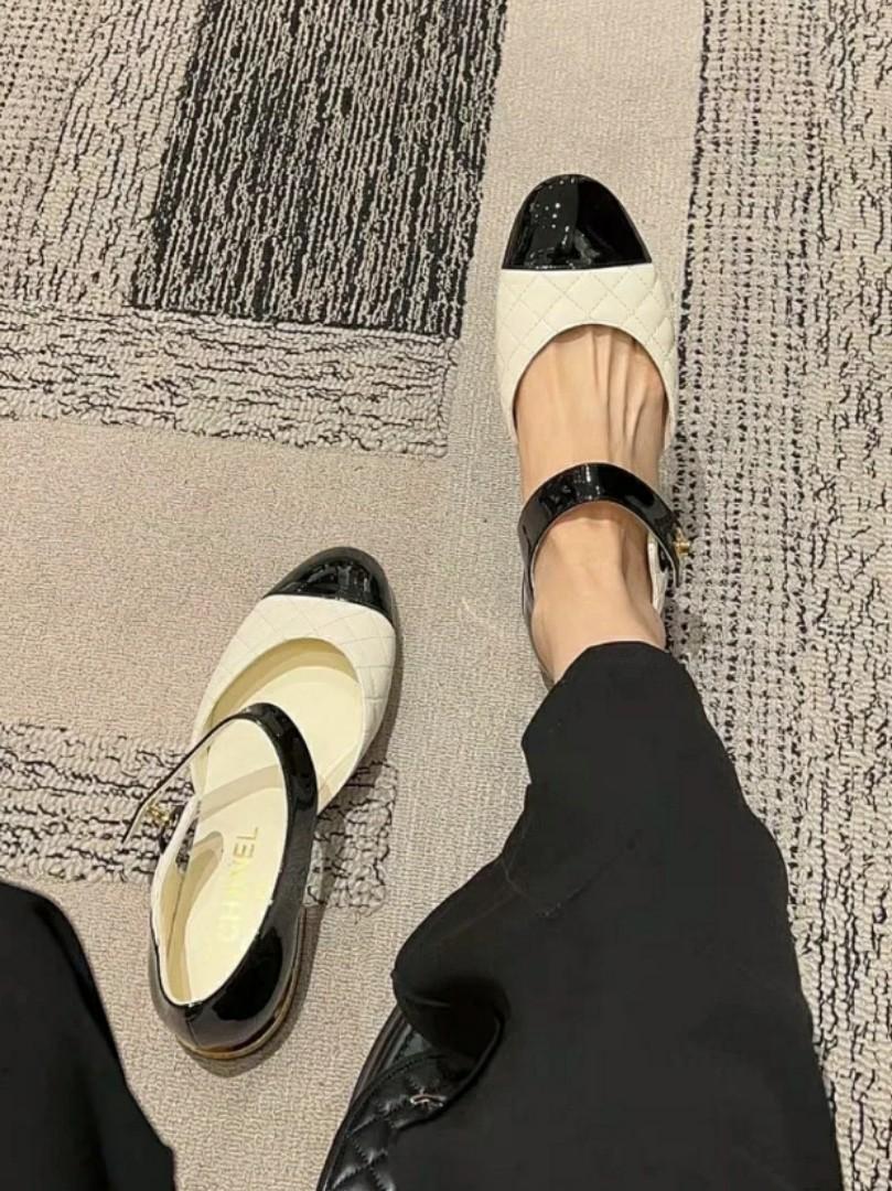 Chanel mary 2024 jane shoes