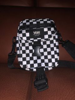 (Category: ) located in . Submitted by afif06 (Listing ID 1169914399, Image 1). Description: .