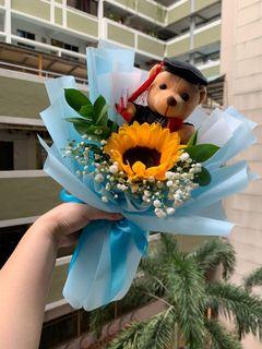Sunflower Graduation Bear Bouquet/ Graduation Bear/ Free Delivery