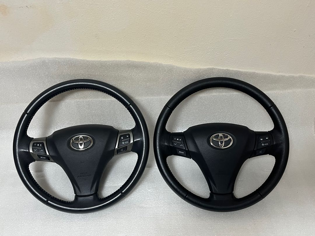Toyota steering wheel, Auto Accessories on Carousell