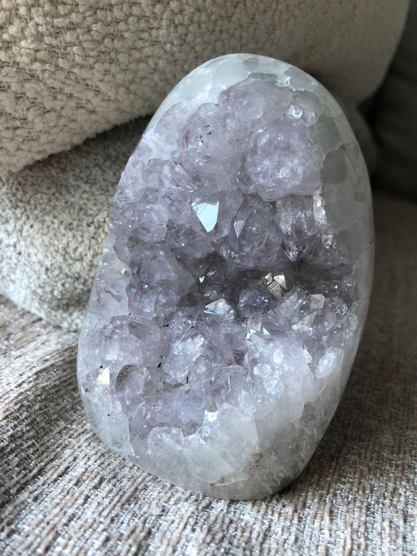 White amethyst crystal hotsell