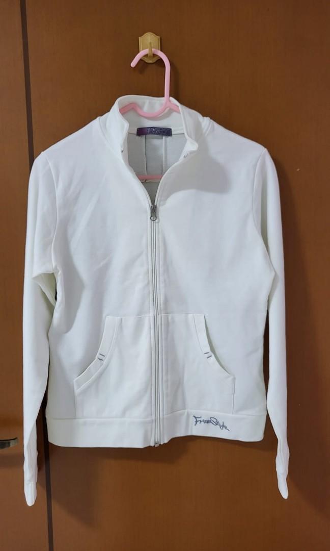 White Cotton Sports Jacket, Women's Fashion, Tops, Other Tops on Carousell