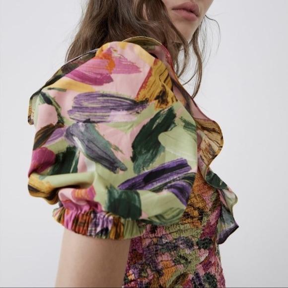 Zara floral smocked top, Women's Fashion, Tops, Others Tops on Carousell