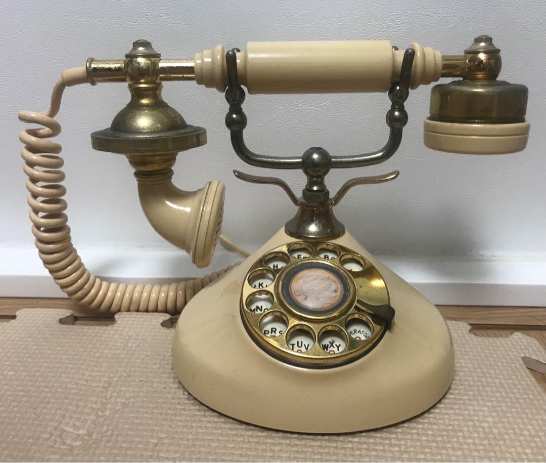 50 60年代古董電話 不是仿製 是當時日本製造 非常罕有 極具收藏價值 割愛賣比喜歡古董的人 興趣及遊戲 收藏品及紀念品 古董收藏 Carousell 50 60年代古董電話 不是仿製 是當時日本製造 非常罕有 極具收藏價值 割愛賣比喜歡古董的人 興趣及遊戲 收藏品及紀念品 古董收藏 Carousell