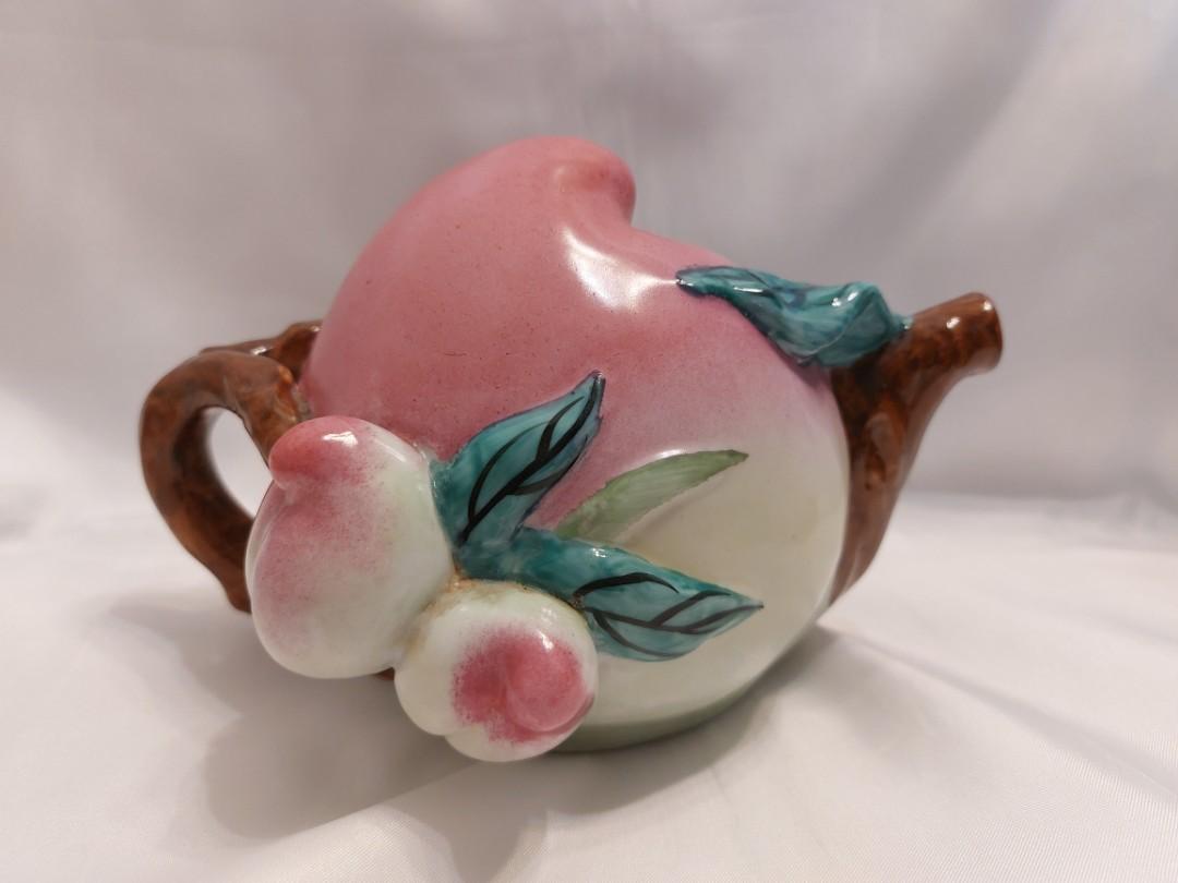 景德鎮美瓷美茶壺:設計精妙桃型茶壺※釉色令人驚豔※倒流工藝再現 景德鎮美瓷美茶壺:設計精妙桃型茶壺※釉色令人驚豔※倒流工藝再現