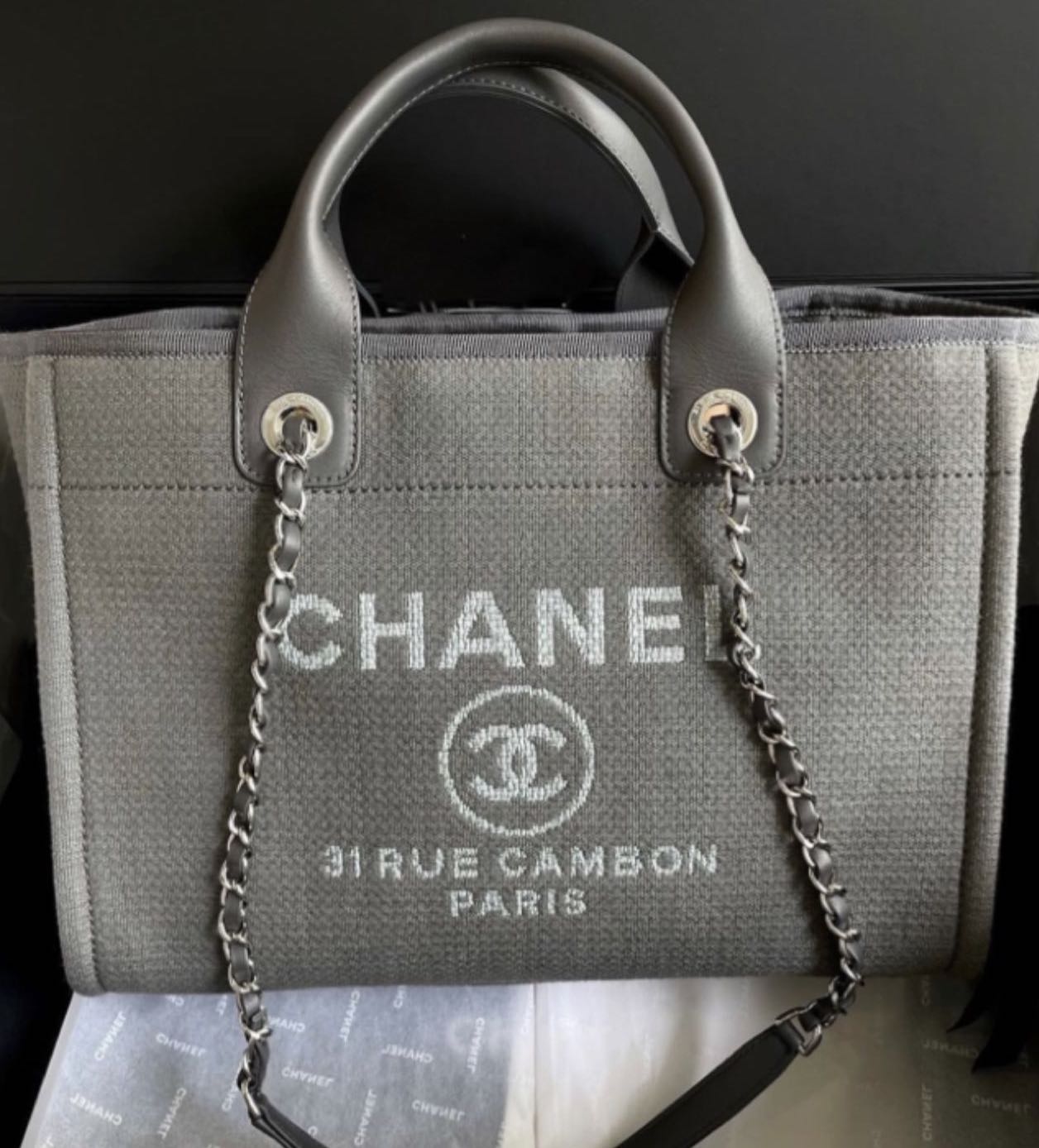 🆕 AUTHENTIC CHANEL 22A DEAUVILLE TOTE GREY SMALL IN SILVER HARDWARE