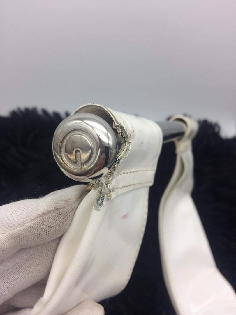 💯 AUTHENTJC VINTAGE GUCCI BAG (Category: Luxury Bags & Wallets) located in Bacolod City. Submitted by chuchaystuffs (Listing ID 1171755404, Image 2). Description: project pweds nyo po paint if d maselan pwdds nmn personal use.
