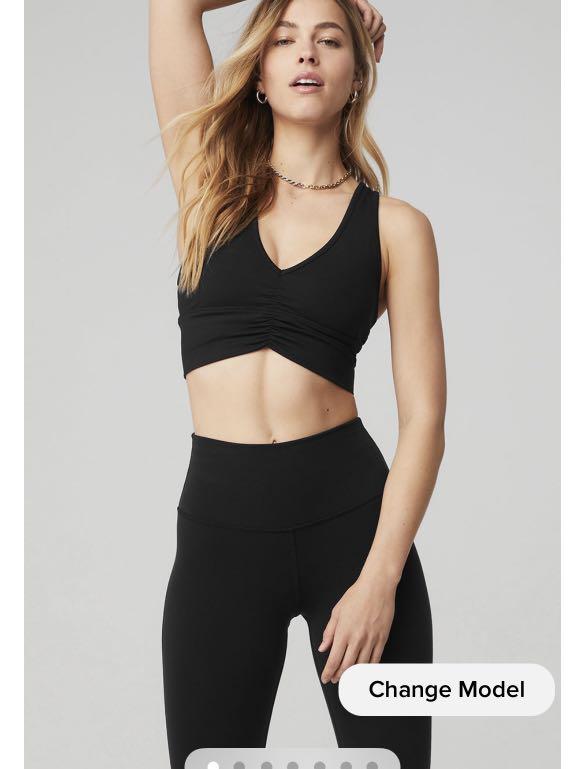 Brand new Alo Yoga Wild Thing bra (Black, XS), Women's Fashion, Activewear  on Carousell
